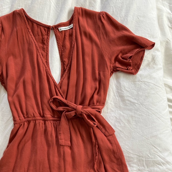 Abercrombie Burnt orange romper, Size S - Picture 3 of 6